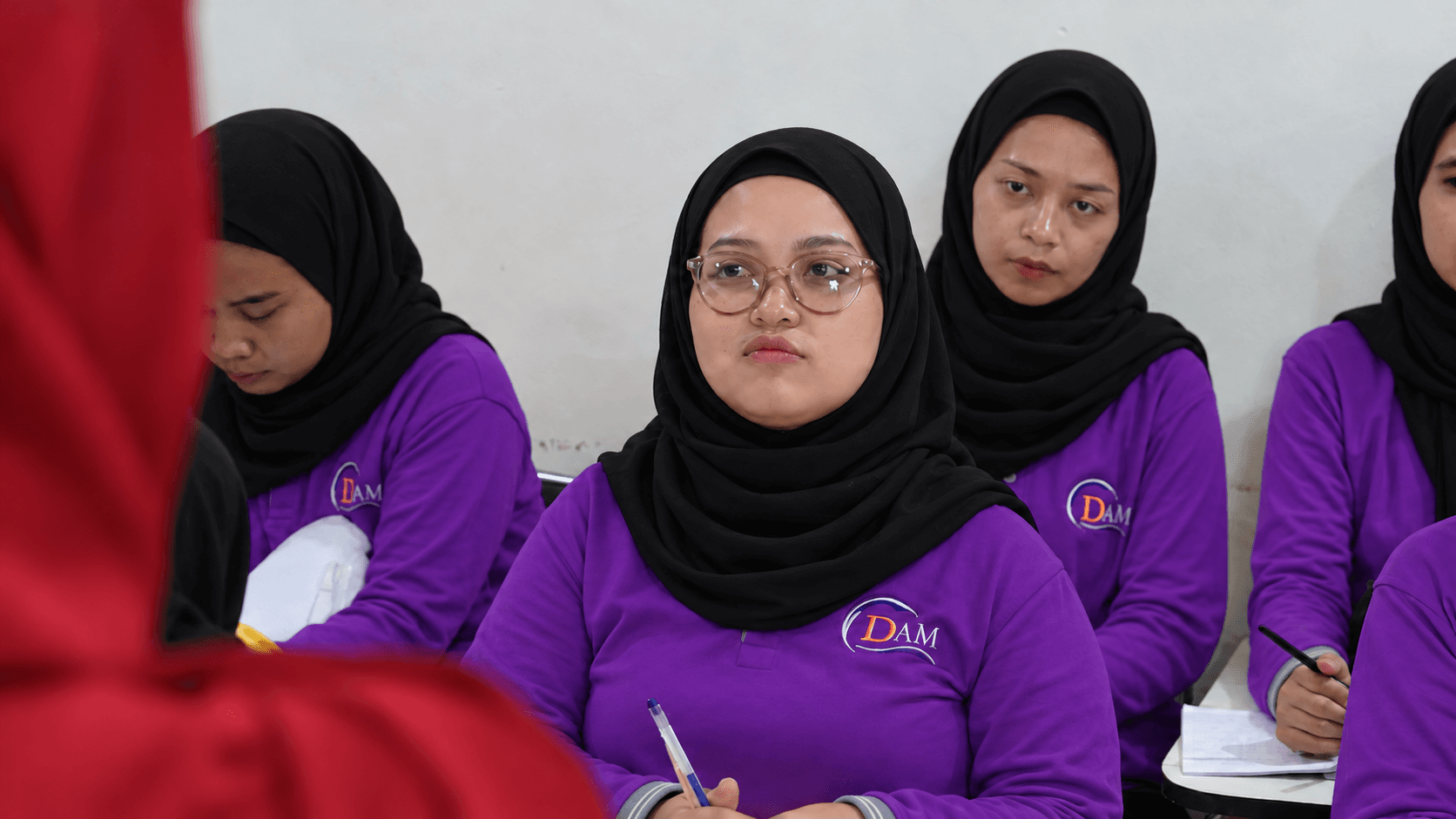 Counselling session, helper and employer talking